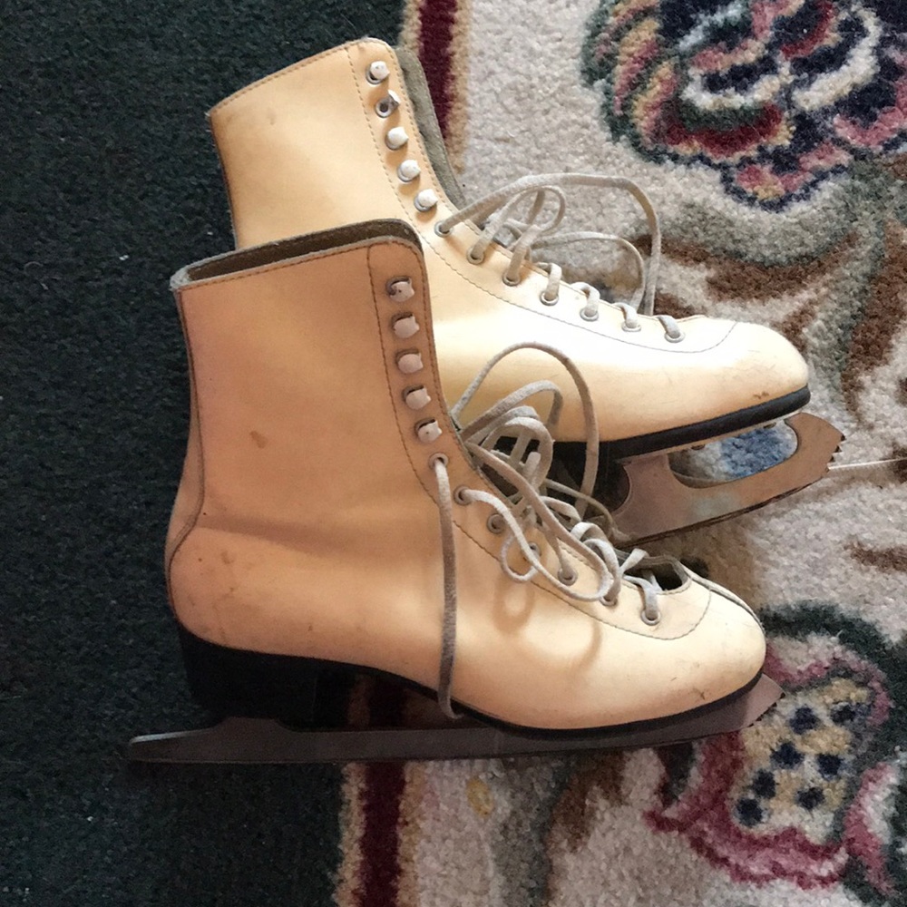 Ice skates
